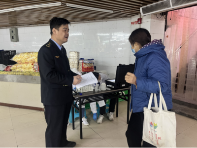 濟南高新區市場監管部開展食品安全“你送我撿”活動暨法律咨詢服務